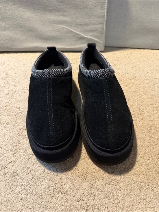 Koolaburra Shoes - Koolaburra Black Platform Slip-On Cozy Suede Slippers